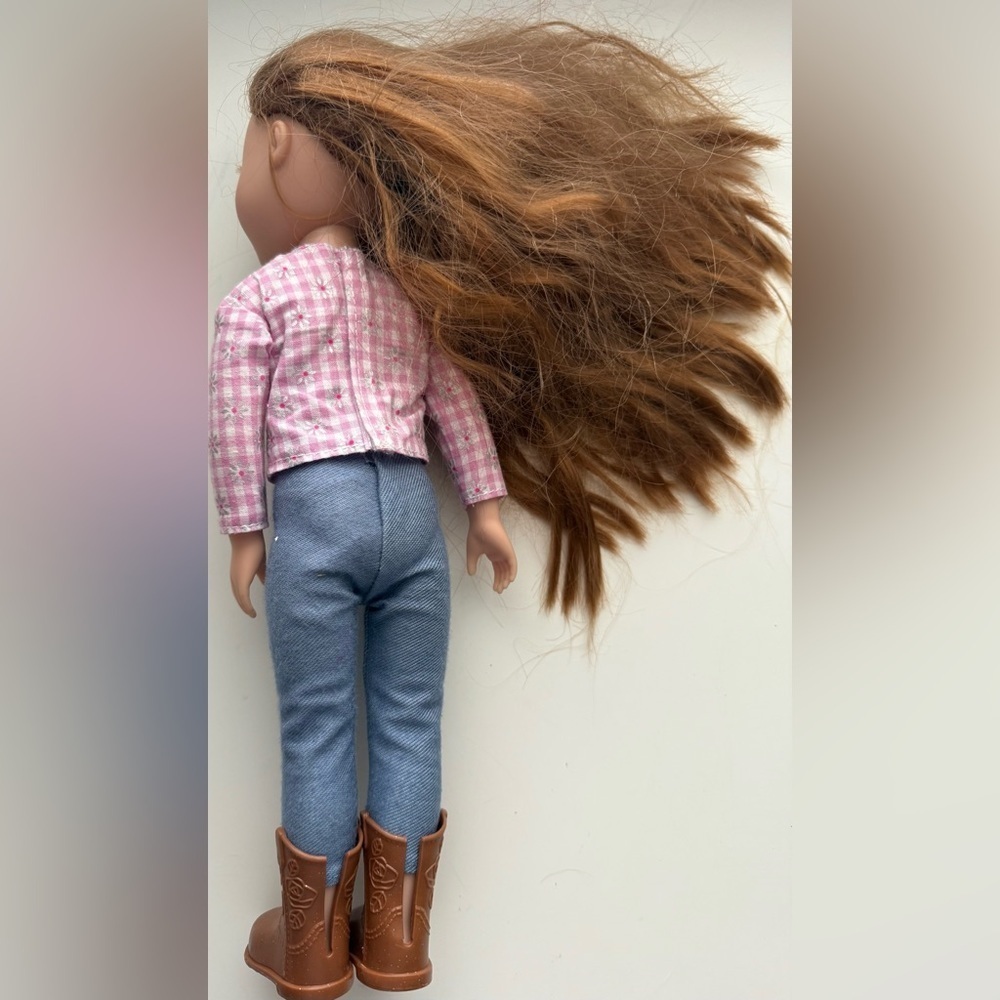 Glitter Girls 14-inch poseable fashion doll - Picture 3 of 5